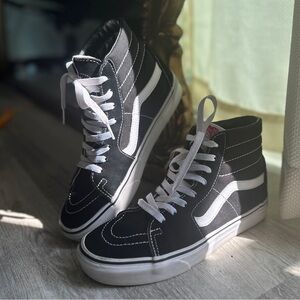 SOLD💋Vans Sk8-Hi Black & White shoes , High-Top Sneakers